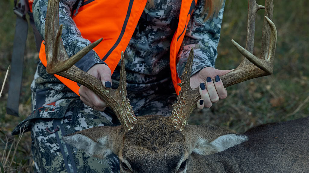 Elevate Wildlife Nutrition with Antler King’s “Everything But the Kitchen Sink” Feed
